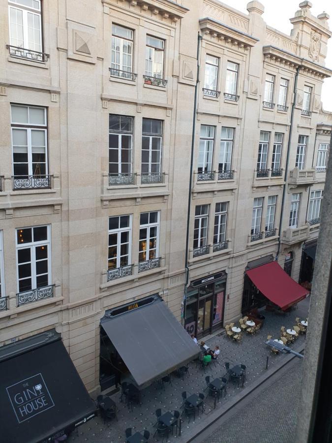 Central & Charming Clerigos Appartments Порто Екстериор снимка
